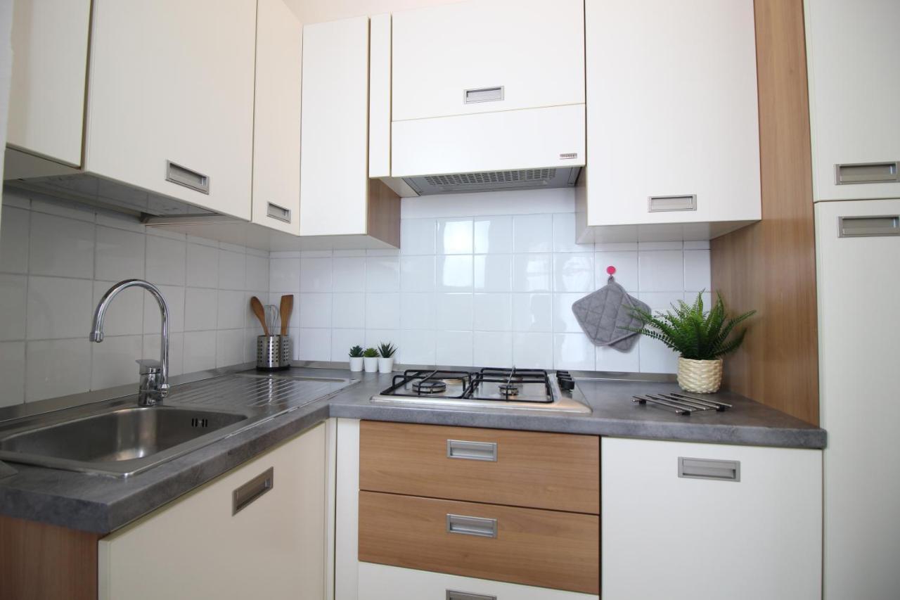 Lovely Panoramic View Apartment - Affitti Brevi Italia アオスタ エクステリア 写真