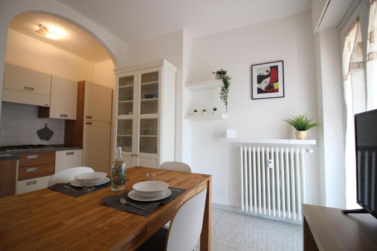 Lovely Panoramic View Apartment - Affitti Brevi Italia アオスタ エクステリア 写真