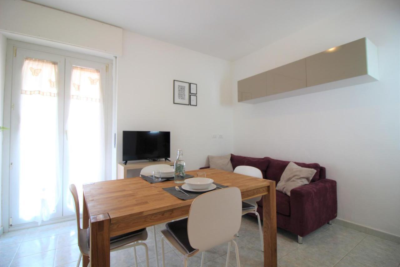 Lovely Panoramic View Apartment - Affitti Brevi Italia アオスタ エクステリア 写真
