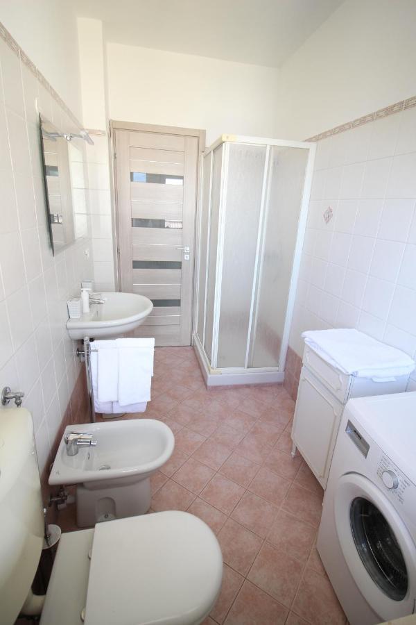Lovely Panoramic View Apartment - Affitti Brevi Italia アオスタ エクステリア 写真